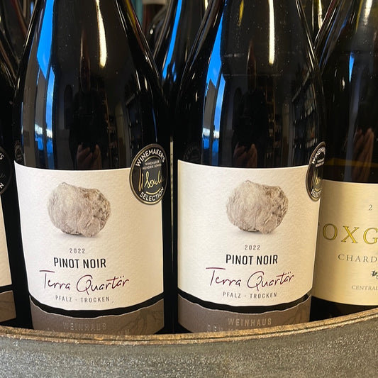 Terra Quartär Pinot Noir
Weinhaus Reh Kendermann