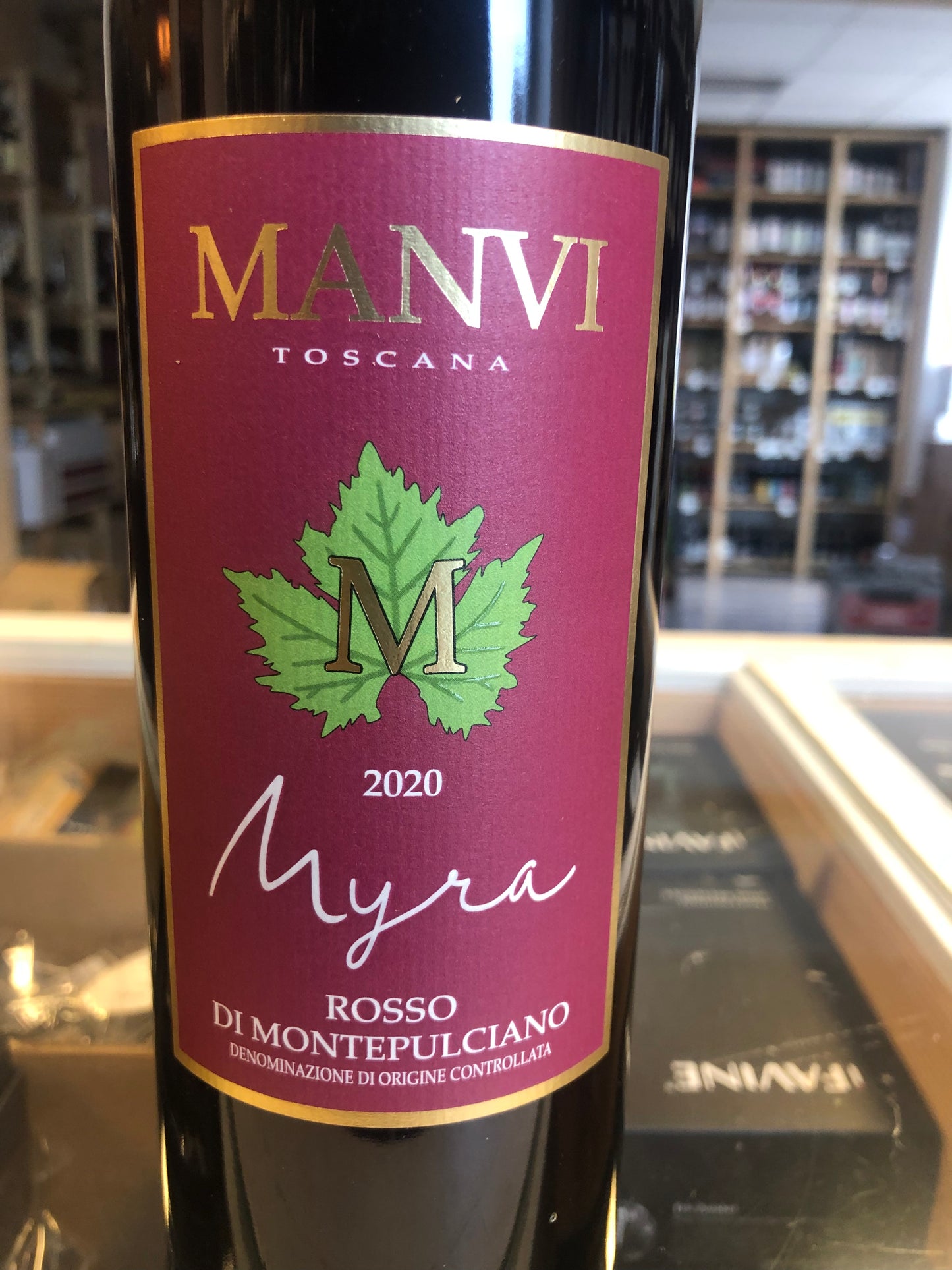 Myra Manvi Toscana 2020