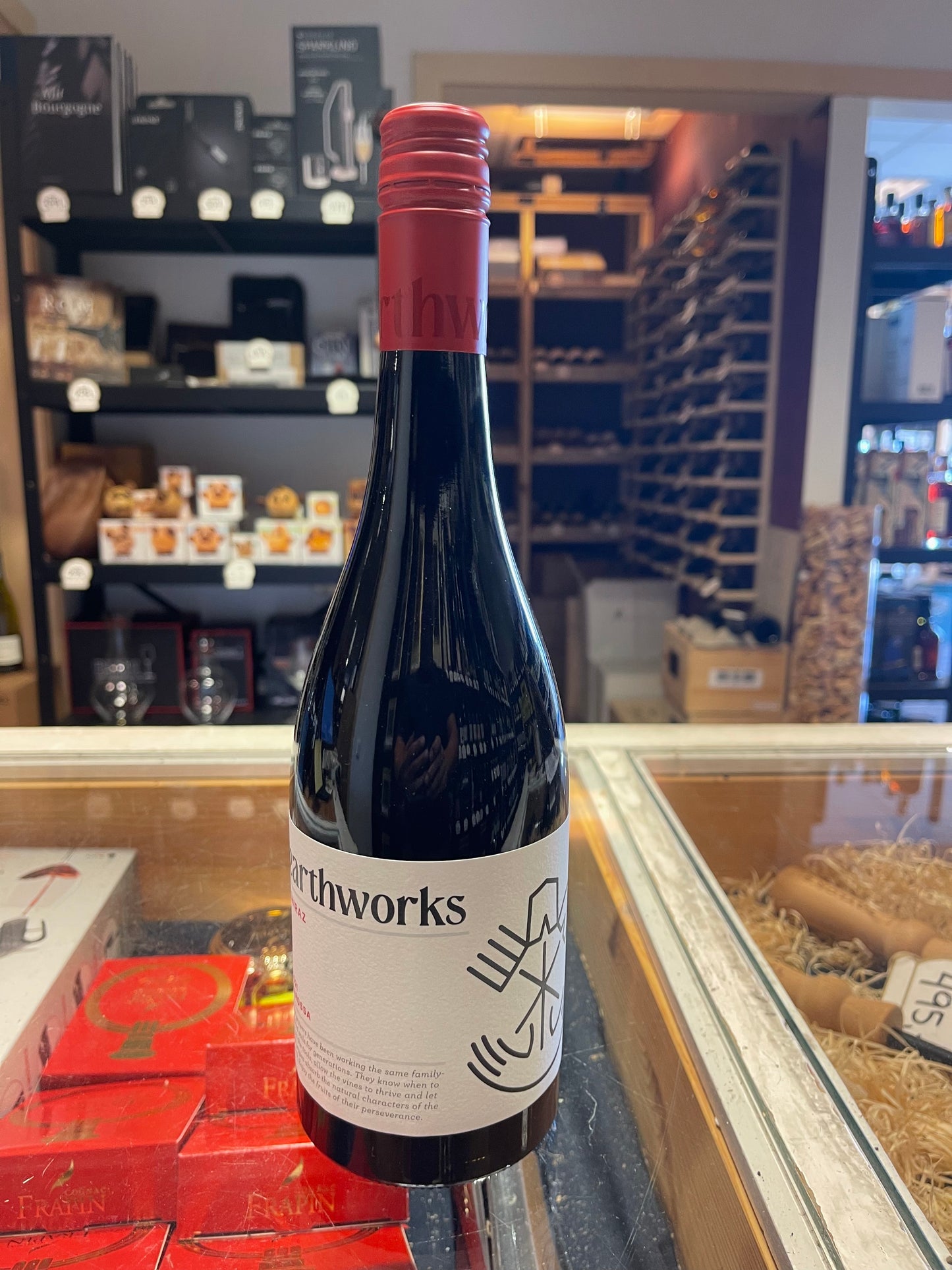 Earthworks Shiraz 2021